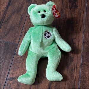 COMING SOON!! Kicks Ty Beanie Baby 🐻